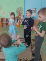 Сегодня в группе капитошка прошло занятие Сегодня в группе капитошка прошло занятие.