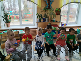 Было проведено тематическое занятие: «Знакомство с музыкальными инструментами». Было проведено тематическое занятие: «Знакомство с музыкальными инструментами».