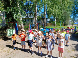 В детском саду отметили праздник день семьи любви и верности В детском саду отметили праздник день семьи любви и верности.